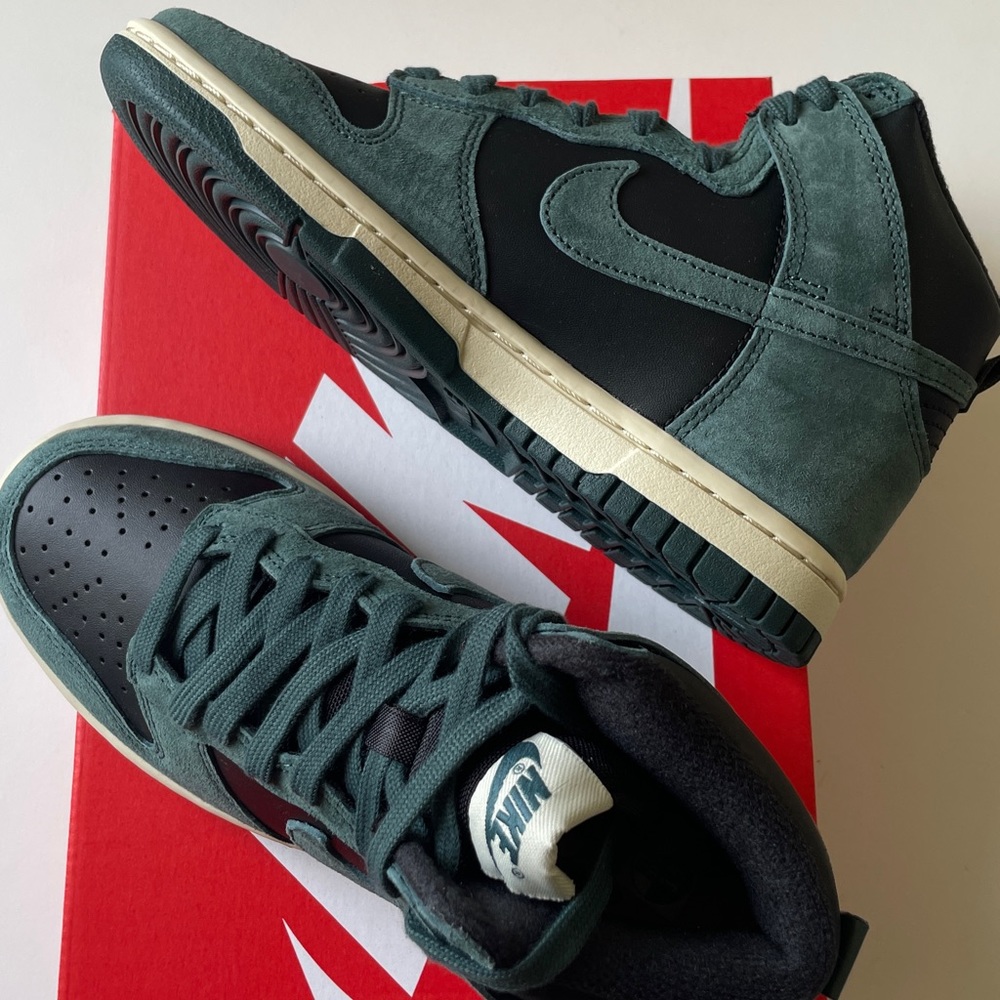 Nike Dunk High Retro PRM Faded Spruce Men’s Size 3.5/ Women’s 5